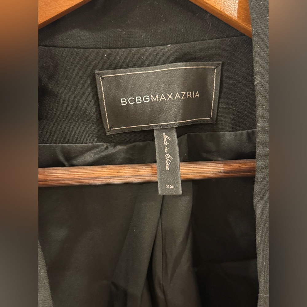 BCBGMAXAZRIA β’ Black Blazer with Leather Sleeves - Picture 5 of 8
